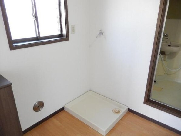 ガーデンシモB棟の物件内観写真